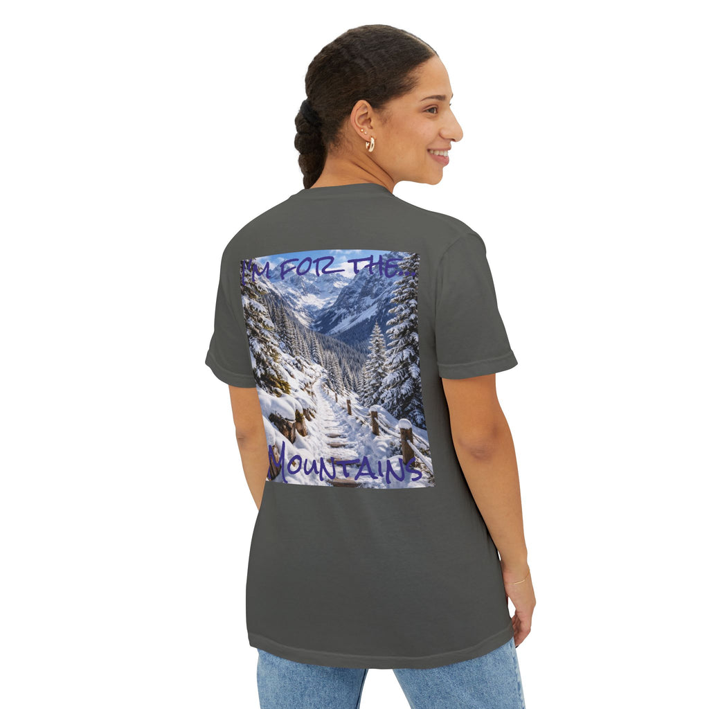 Women's Mountain Snow T-Shirt | Pocket Tee