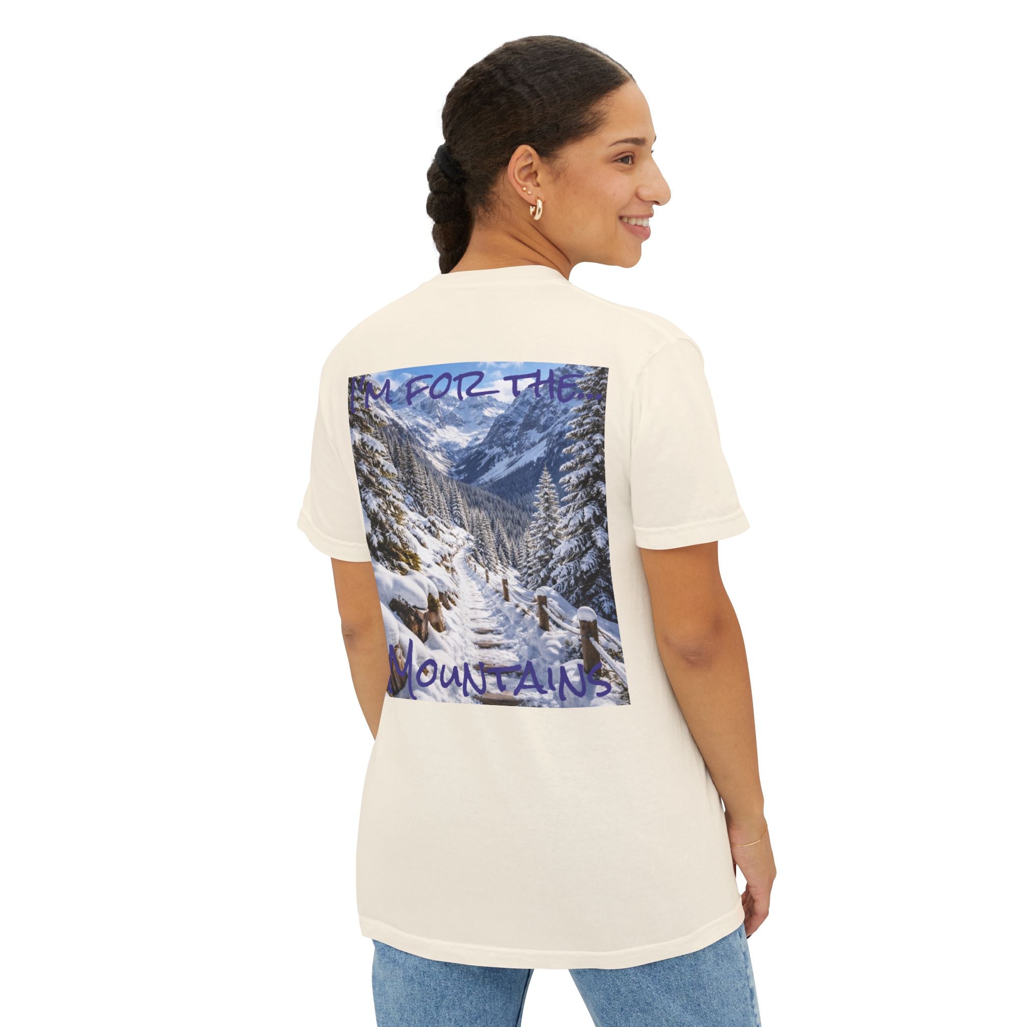 Women's Mountain Snow T-Shirt | Pocket Tee